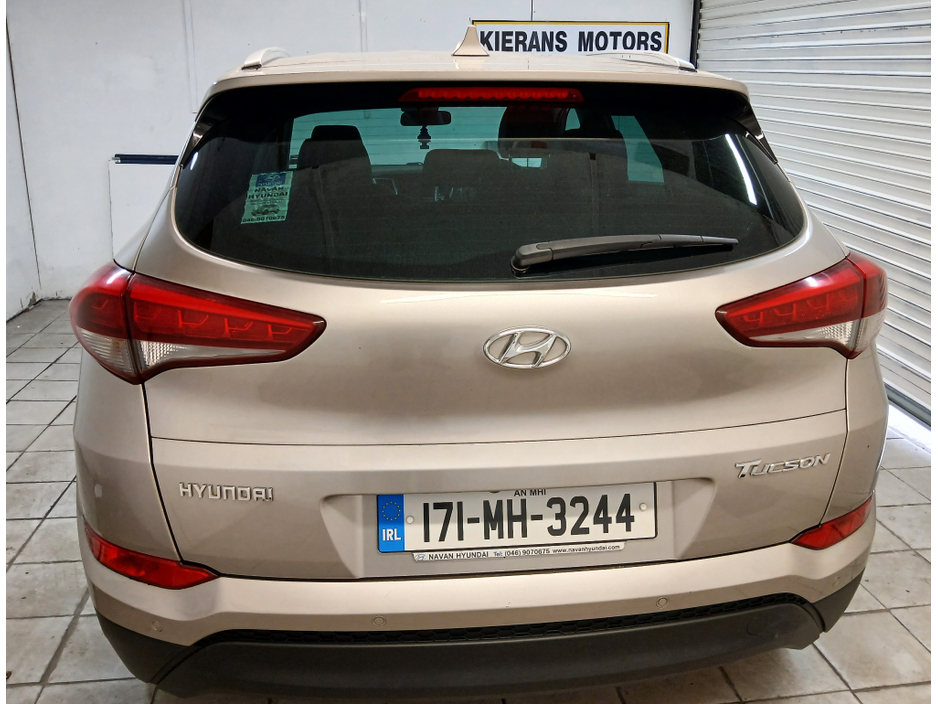 2017 Hyundai Tucson - image 4