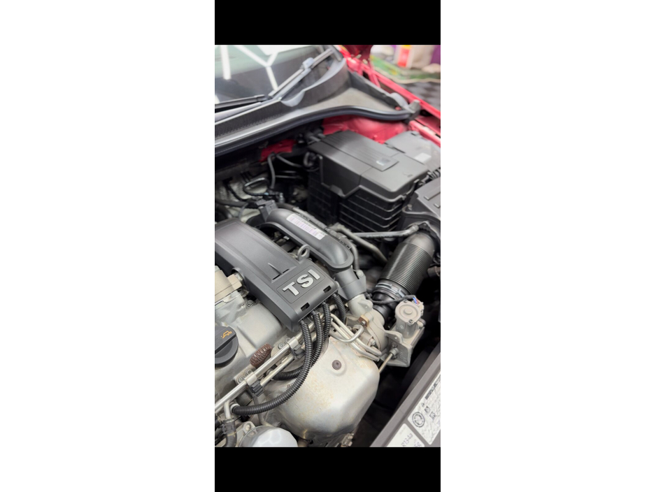 2012 Volkswagen Golf - image 11