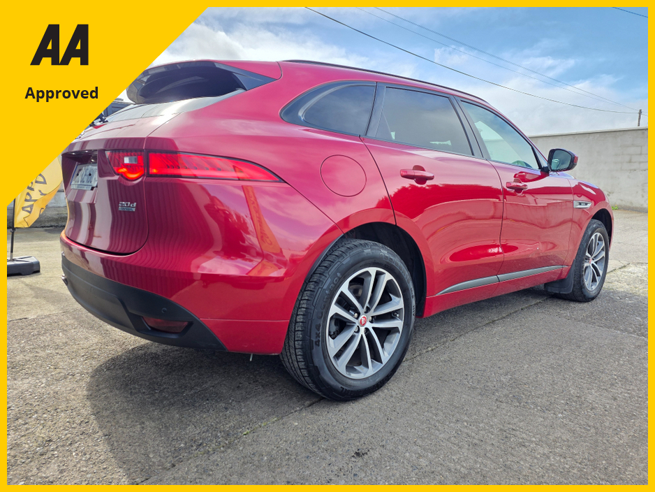 2018 Jaguar F-Pace - image 9