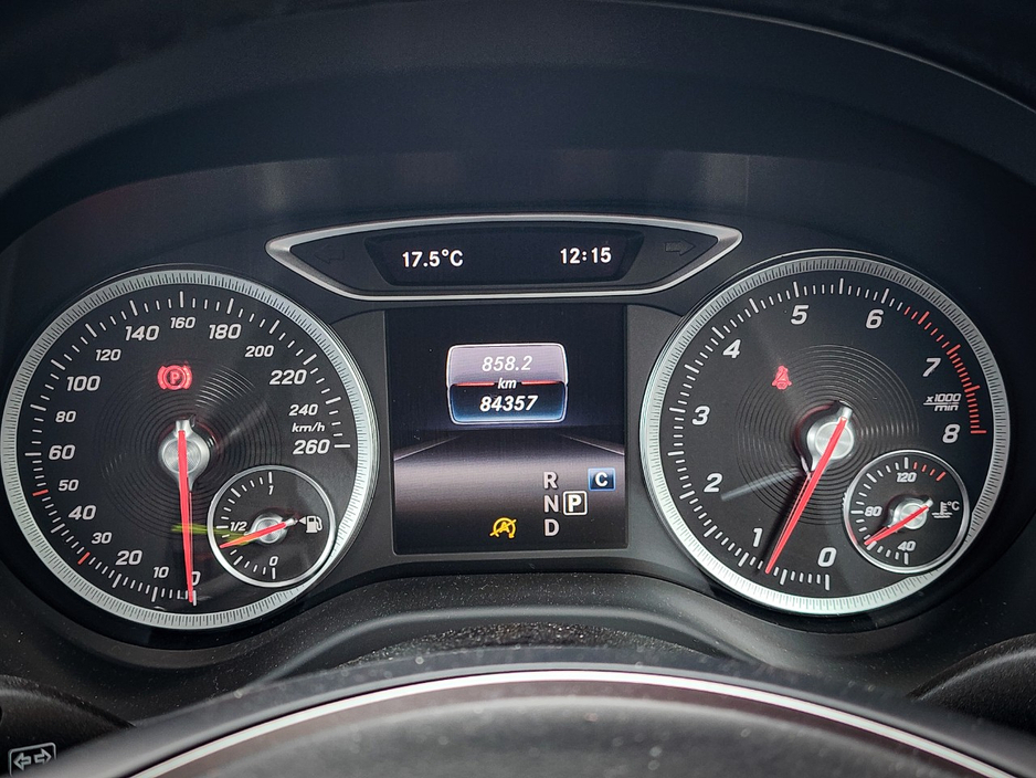 2018 Mercedes-Benz A Class - image 27