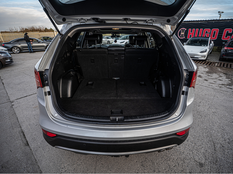 2014 Hyundai Santa Fe - image 39