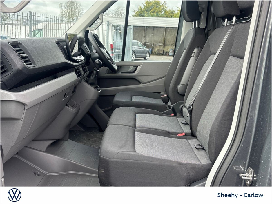 2026 Volkswagen Crafter - image 4