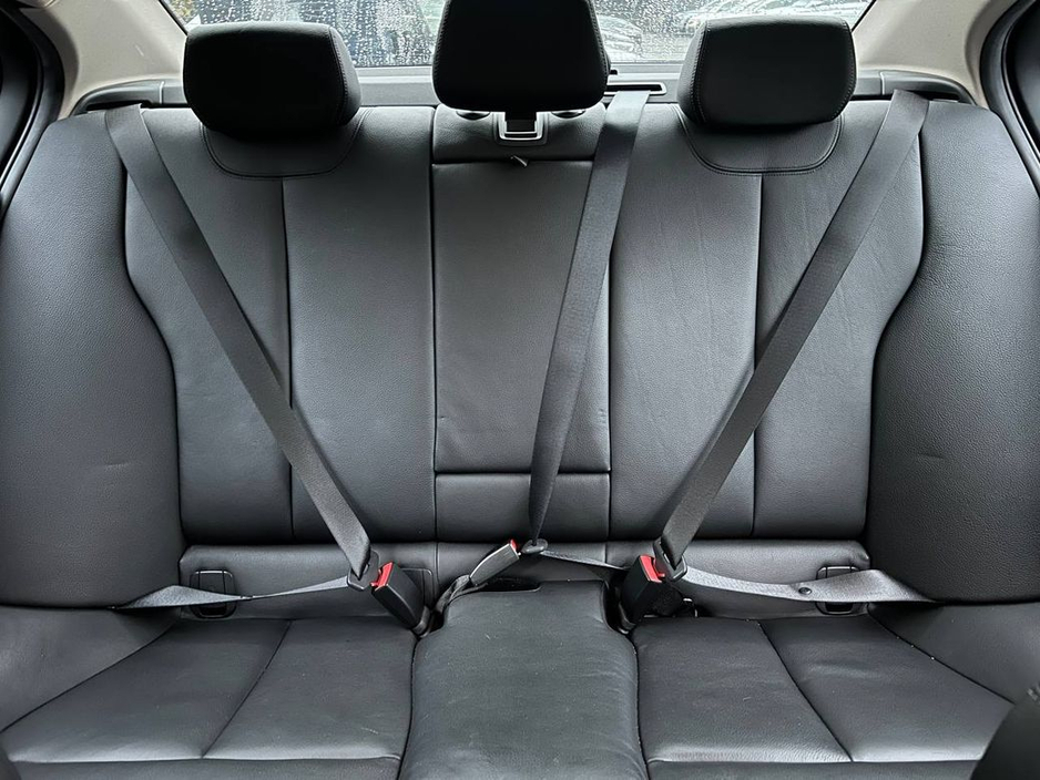 2016 BMW 3 Series 320d LUXURY-LINE // SERVICE HISTORY // LEATHER HEATED POWERED SEATS // REVERSE CAMERA €16,950