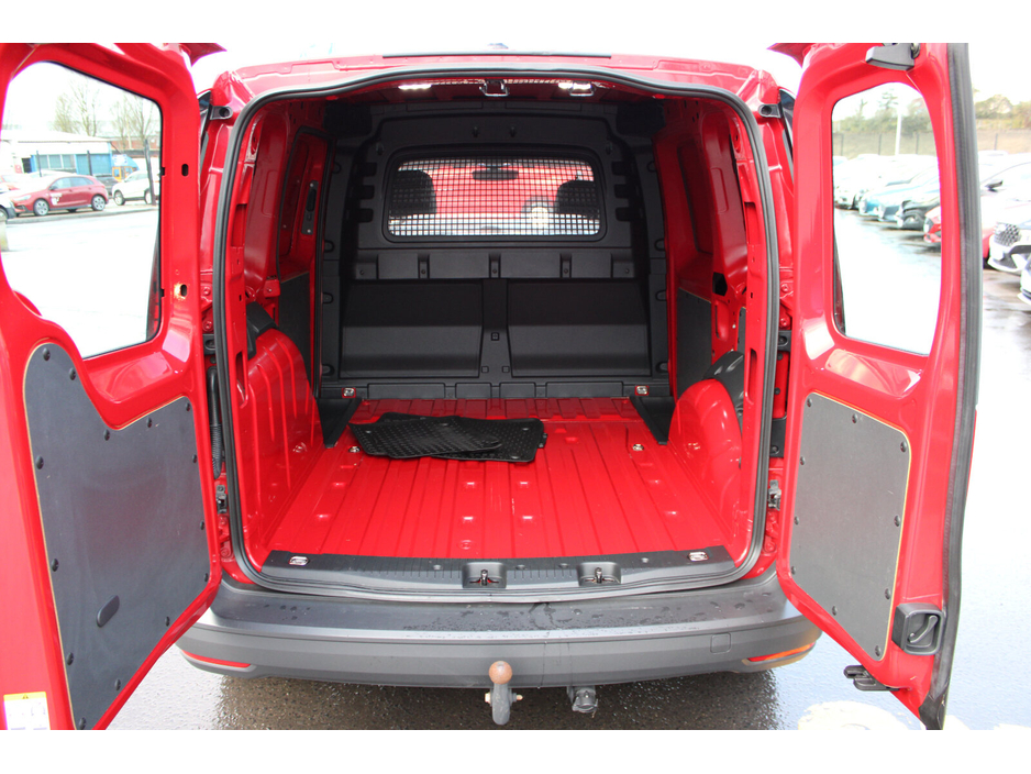 2022 Volkswagen Caddy CADDY TDI 102HP M6F €20,950