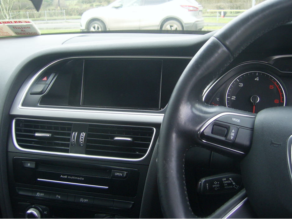 2014 Audi A4 - image 7