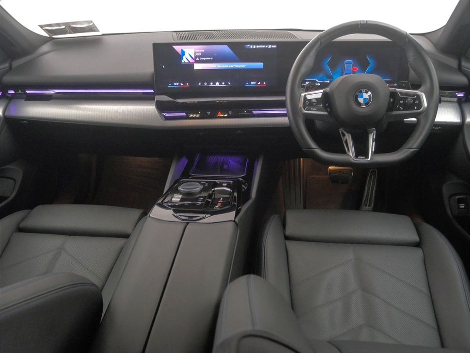 2025 BMW 5 Series - image 4
