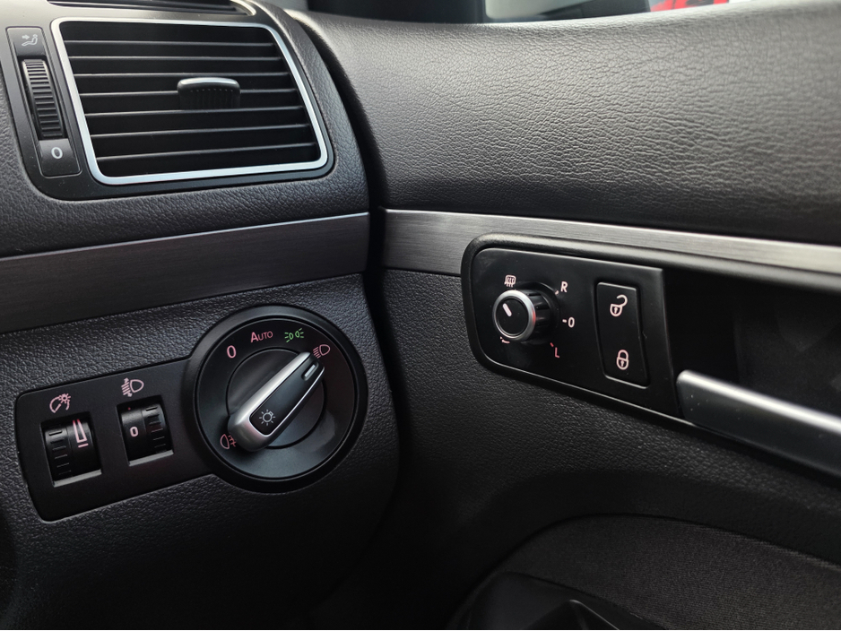 2013 Volkswagen Touran ( 132 )7 SEATER FAMLY MPV 1.4 TSI  ALLOYS  SIMI DEALER - SPECIALISING IN IMPORTS OF GERMAN AUTOMATIC HI SPEC CARS €9,950