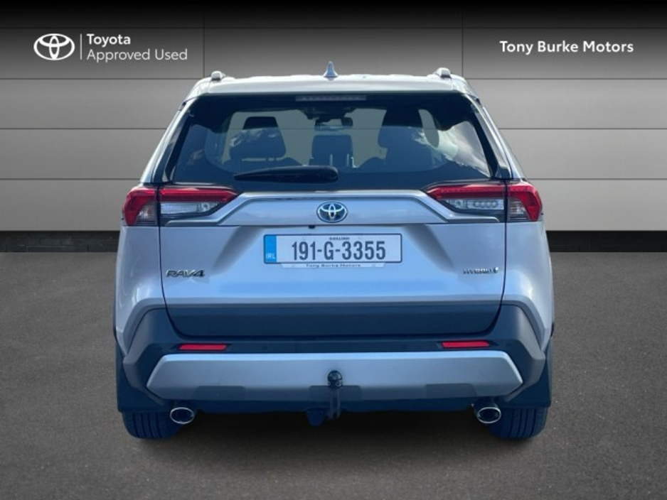 2019 Toyota Rav4 - image 6