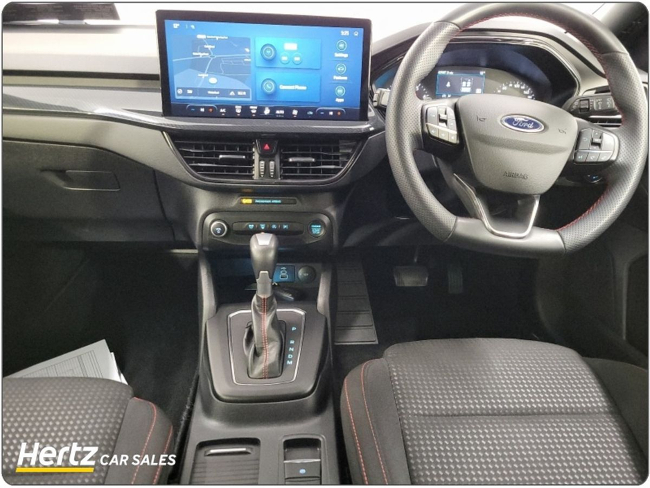 2024 Ford Focus - image 9