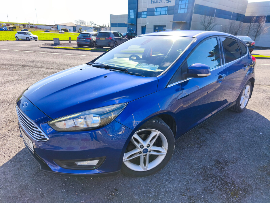 2015 Ford Focus - image 6