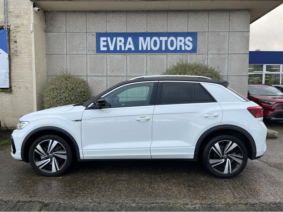 2023 Volkswagen T-Roc R-LINE AUTOMATIC 2.0 DIESEL //HALF LEATHER HEATED SEATS//REVERSE CAMERA//ADAPTIVE CRUISE CONTROL//KEYLESS ENTRY// €31,950
