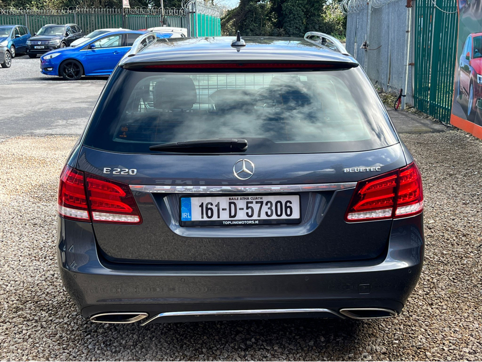 2016 Mercedes-Benz E Class - image 7