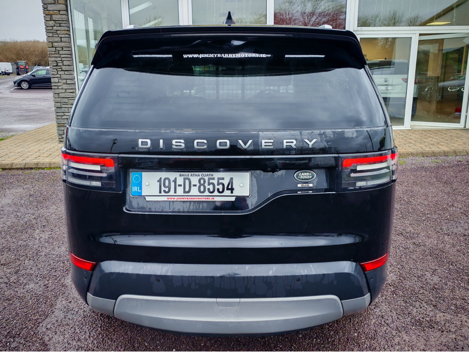 2019 Land Rover Discovery - image 7