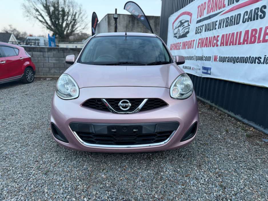 2015 Nissan March - image 2