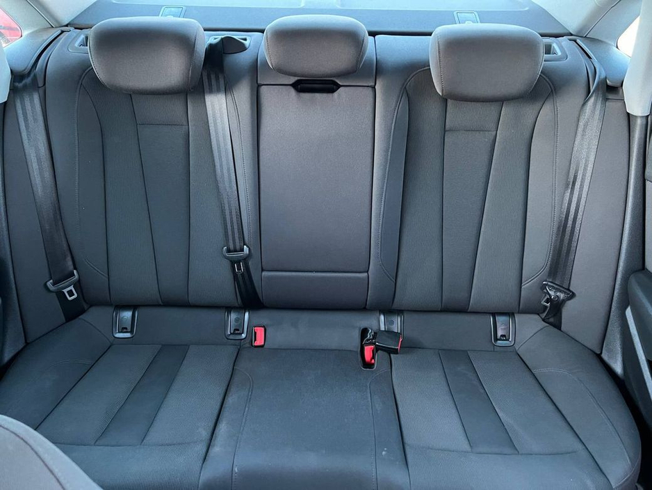 2017 Audi A4 - image 12