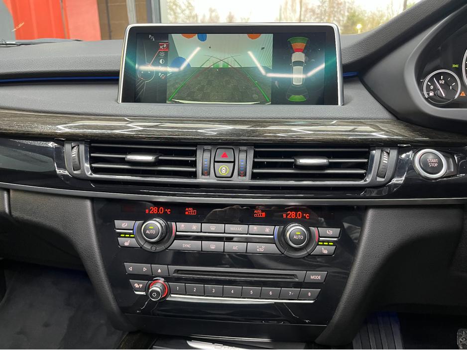 2016 BMW X5 €29950! 2016 BMW X5 XDRIVE 40E M-SPORT 2.0 AUTOMATIC / CRUISE CONTROL / REVERSE CAMERA / ELECTRIC MEMORY & HEATED SEATS / PADDLE SHIFTERS / PANORAMIC SUNROOF / HEATED REAR SEATS €29,950