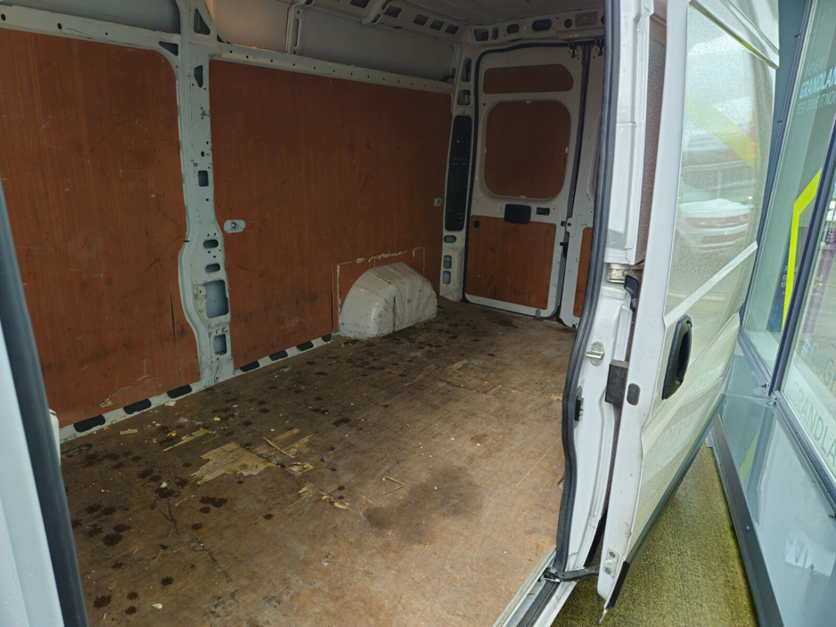 2022 Opel Movano  €16,000