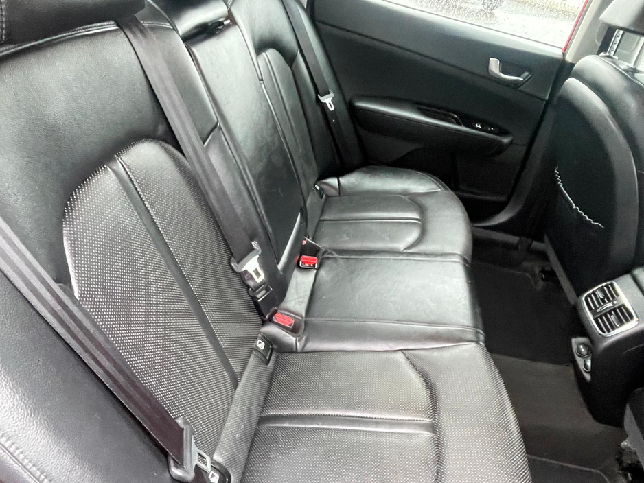 2017 Kia Optima PLATINUM 4DR €15,000