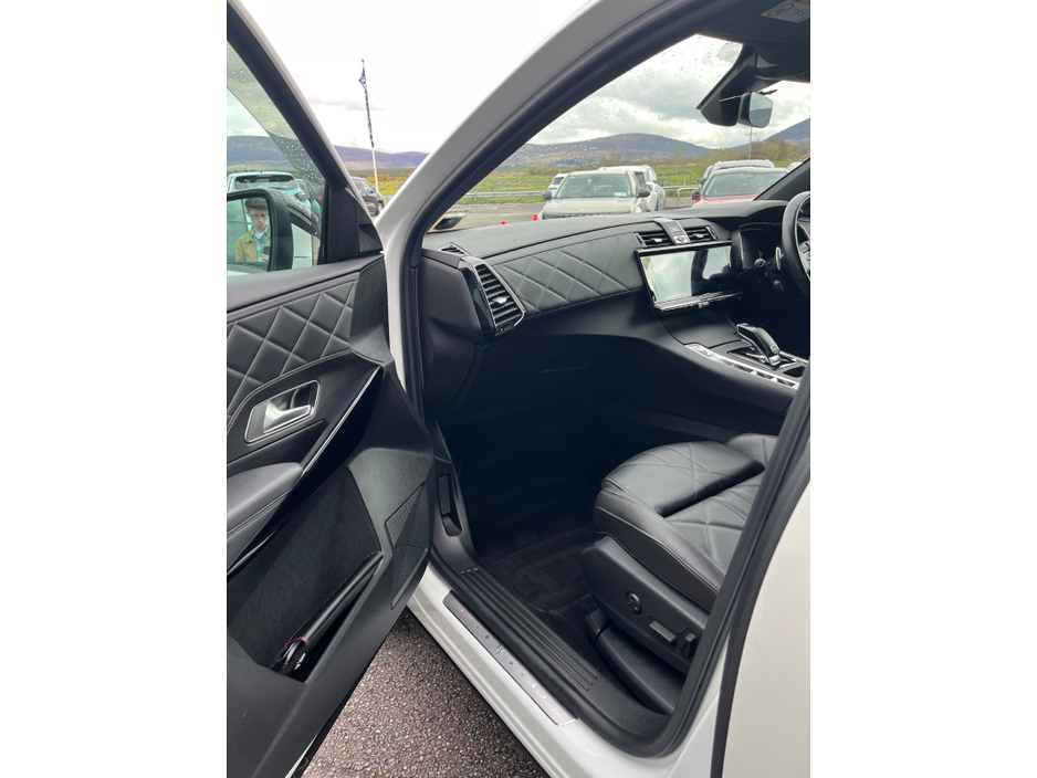 2023 DS Automobiles DS 7 - image 8