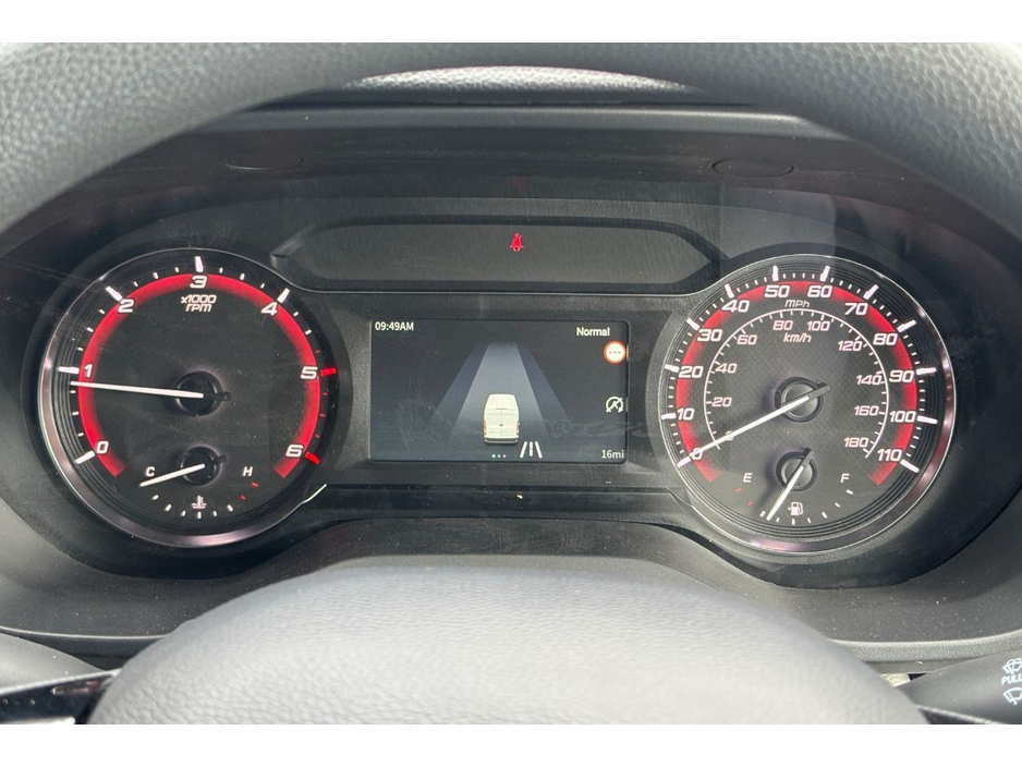 2026 Maxus Deliver 9 BASE L3H2 2.0 TCDI 1 €28,495