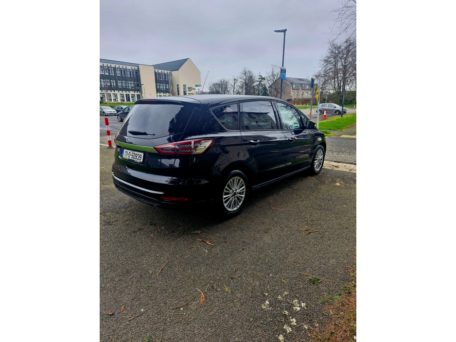 2017 Ford S-Max - image 7