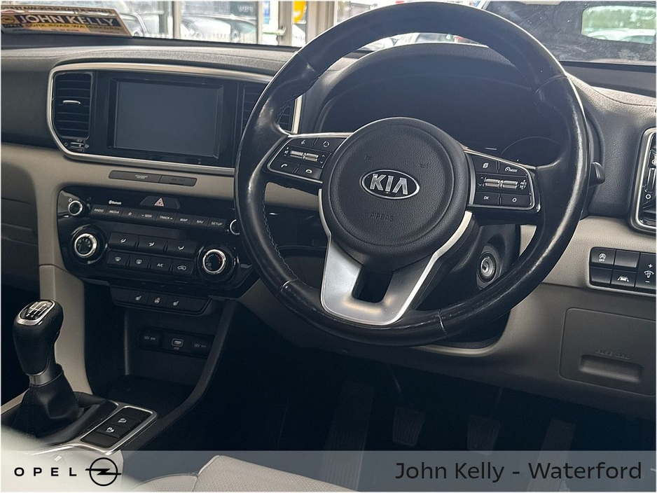 2019 Kia Sportage - image 6