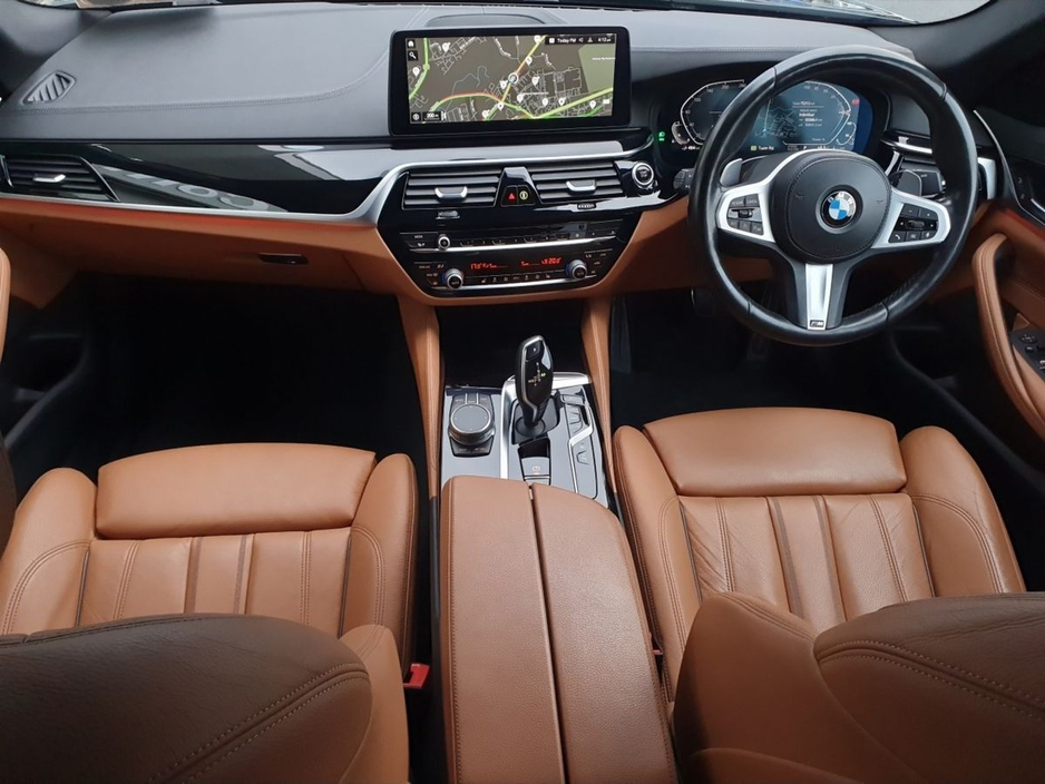 2021 BMW 5 Series 530e M Sport €34,995