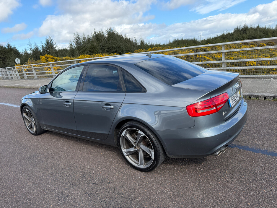 2015 Audi A4 - image 6