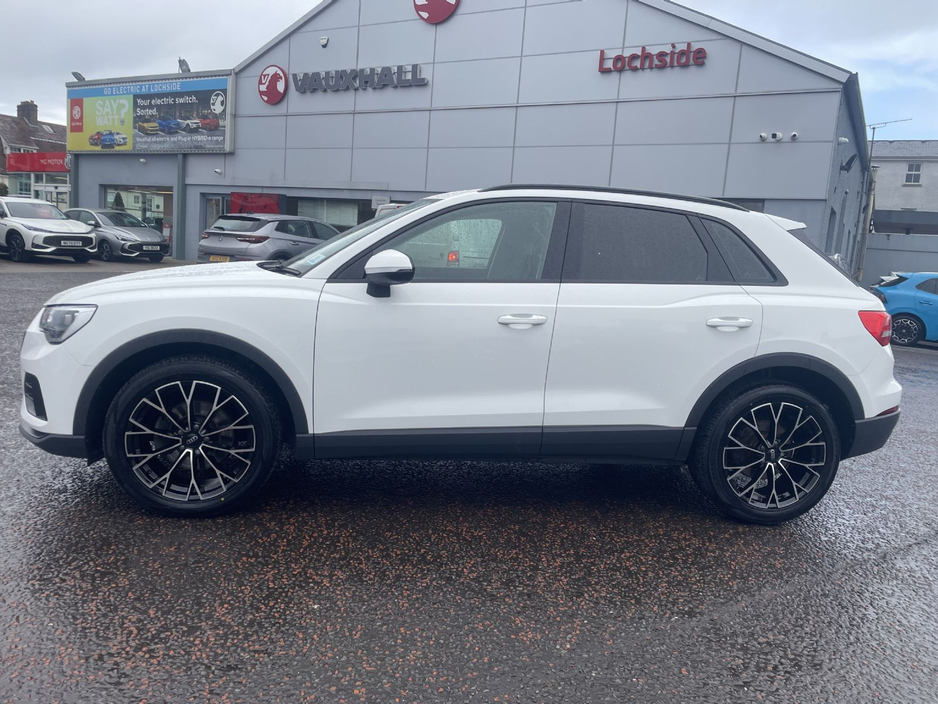 2022 Audi Q3 - image 4