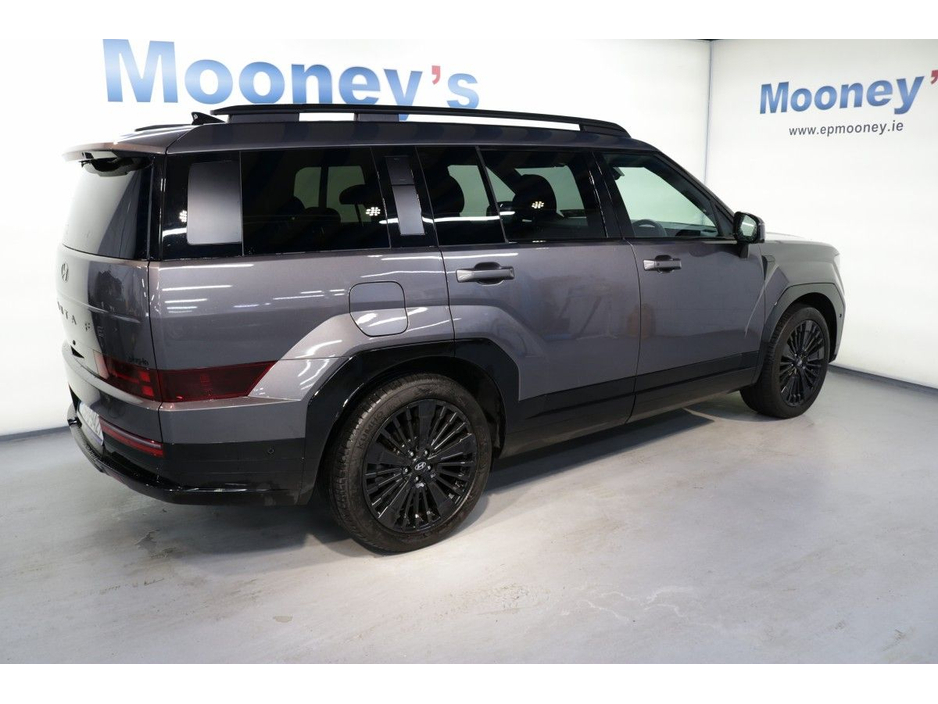 2025 Hyundai Santa Fe - image 5