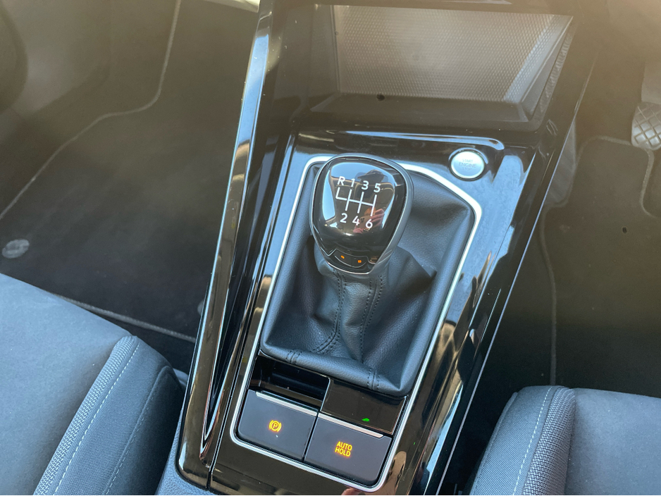 2024 Volkswagen Golf STYLE 2.0 TDI 115HP 5DR €31,888