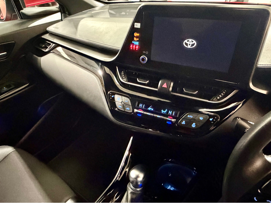 2023 Toyota C-HR HYBRID SPORT 4DR AUTO €29,500