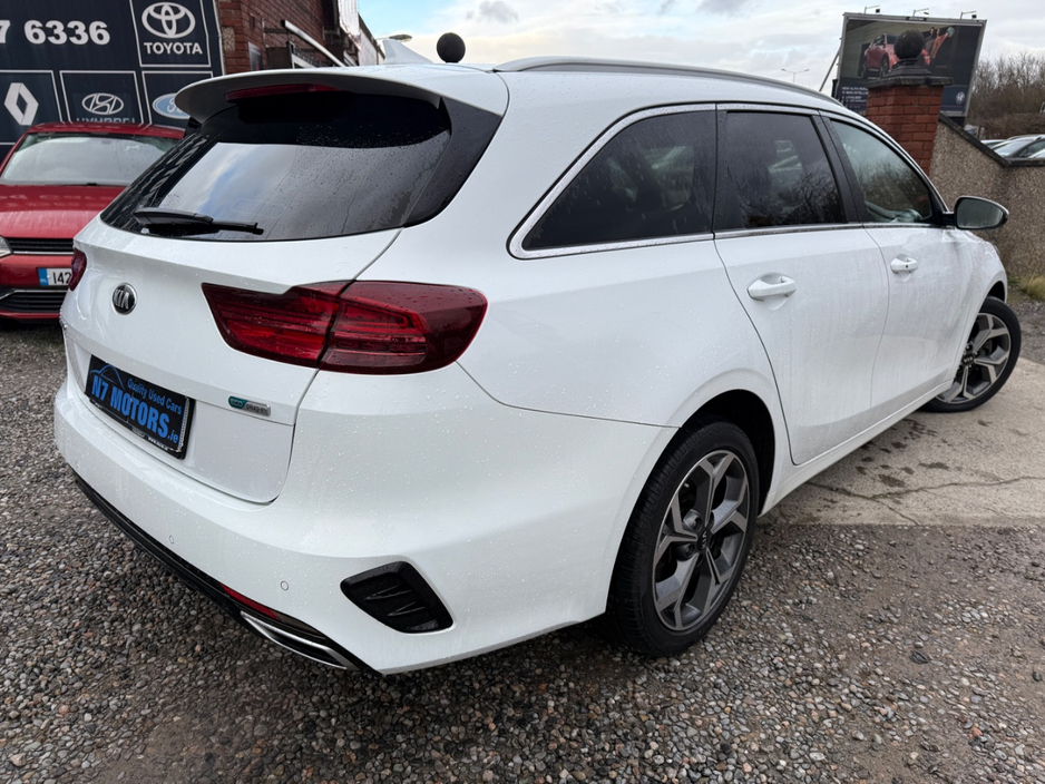 2021 Kia Ceed - image 4