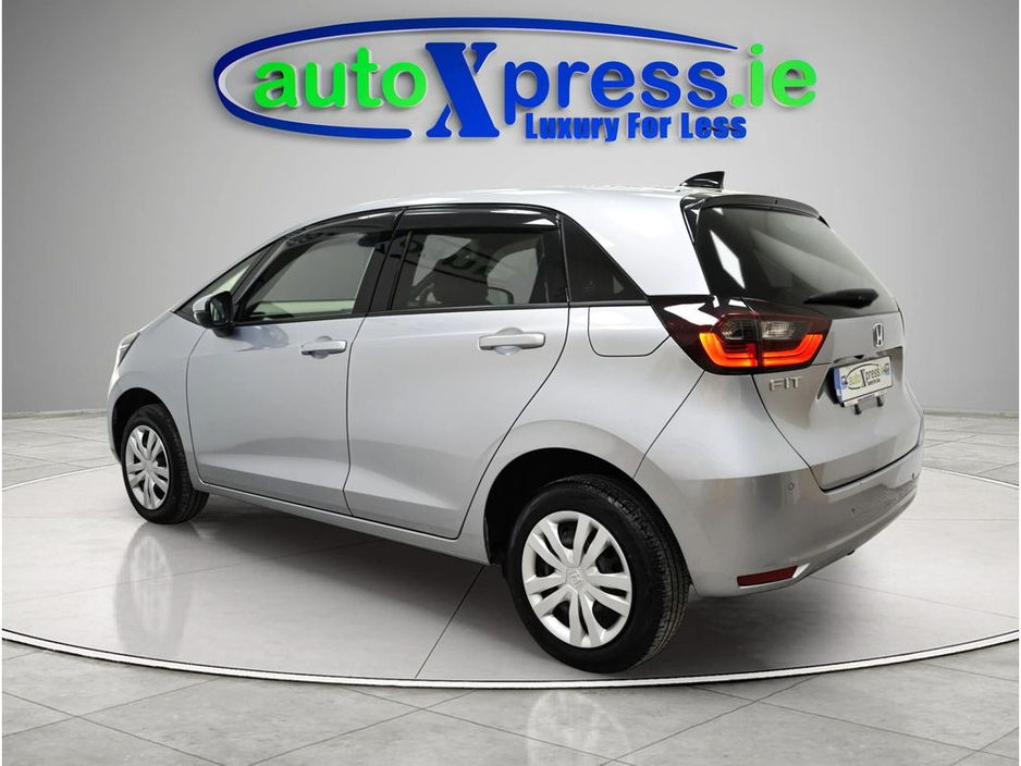 2020 Honda Fit 1.5 EHEV BASIC Hybrid, Automatic, Reversing camera €16,750