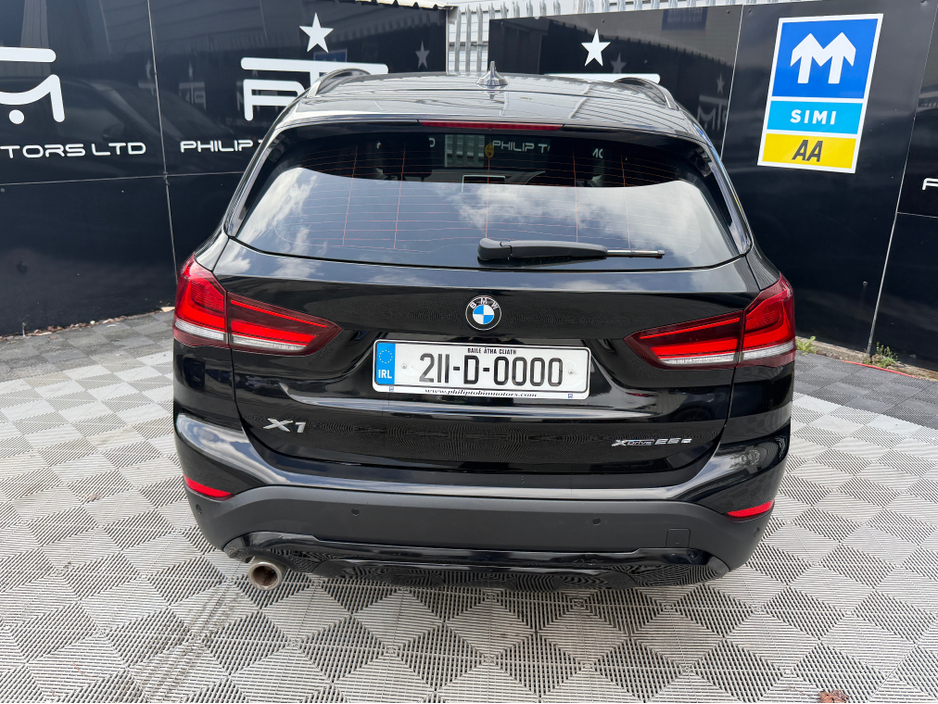 2021 BMW X1 - image 8
