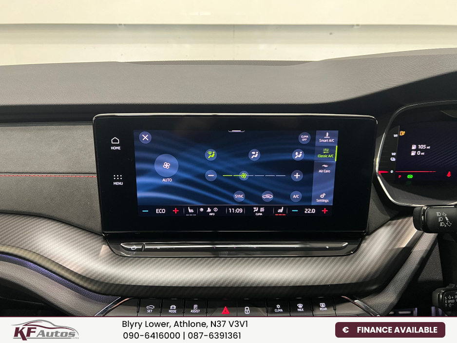 2023 Skoda Octavia - image 30