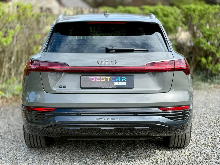 2024 Audi Q8 - image 18