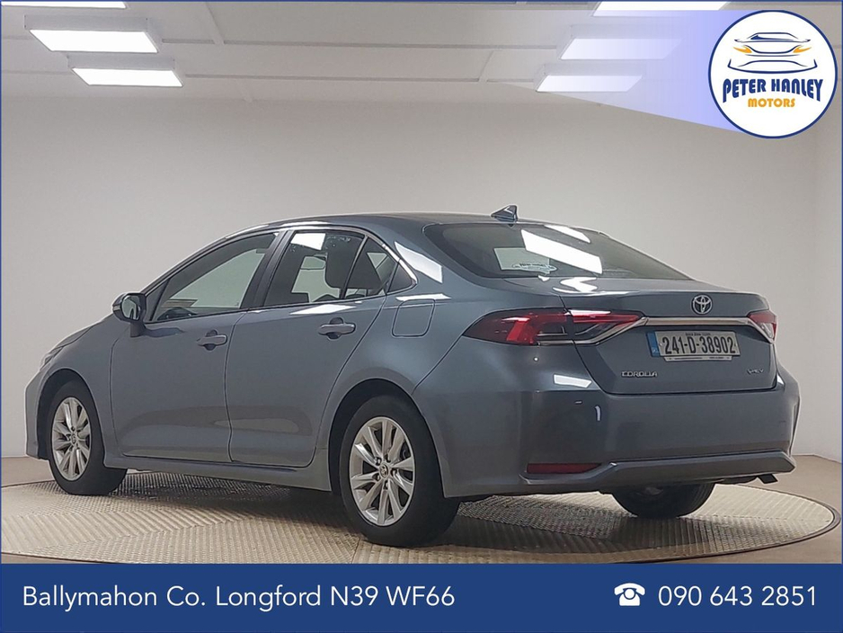 2024 Toyota Corolla 1.8 Hybrid Luna Saloon €29,900