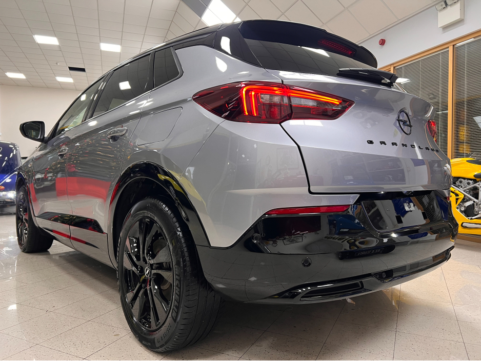 2023 Opel Grandland AUTOMATIC HYBRID Tiny Kms As New Top Of The Sportsline Spec Twin Tone €28,950
