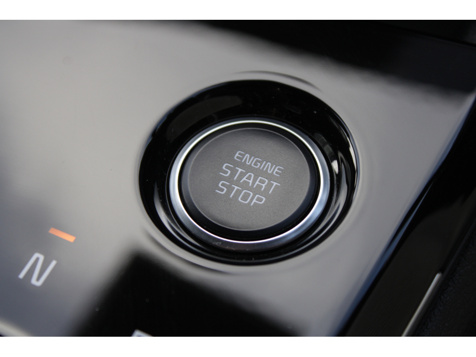 2023 Kia Sportage - image 16