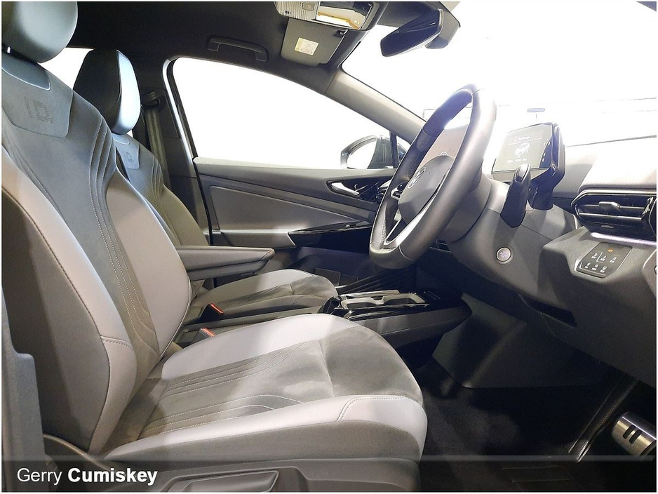 2025 Volkswagen ID.5 77KWH | PRO PLUS | 286bhp | Camera | Elec Tailgate €36,850