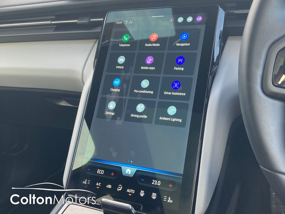 2025 Ford Capri Premium 77kWh Extended Range