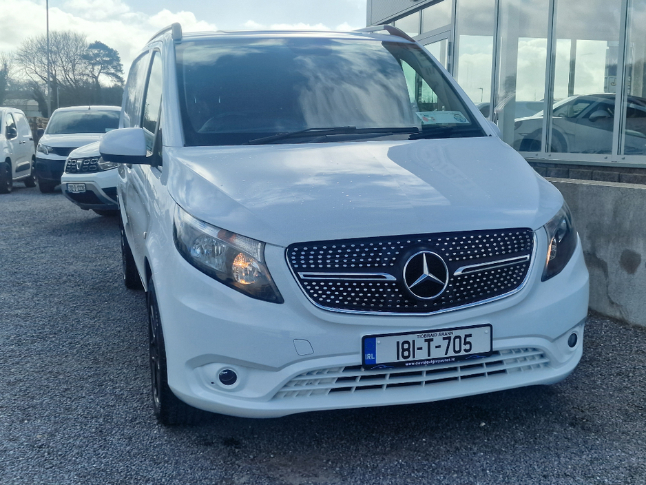 2018 Mercedes-Benz Vito - image 2