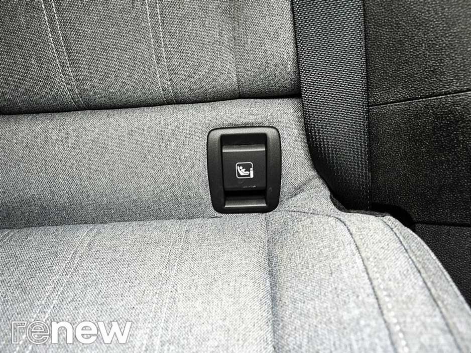 2023 Renault Megane E-Tech - image 19