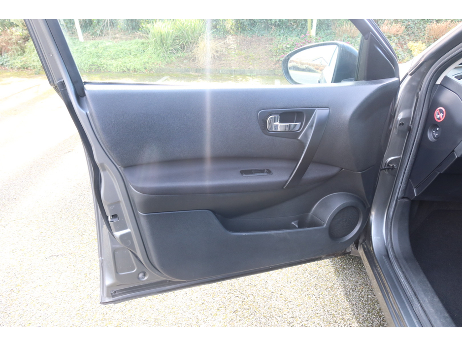 2012 Nissan Qashqai +2 - image 18