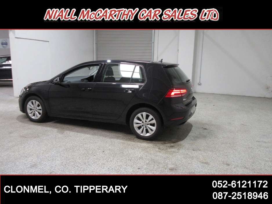 2019 Volkswagen Golf - image 8