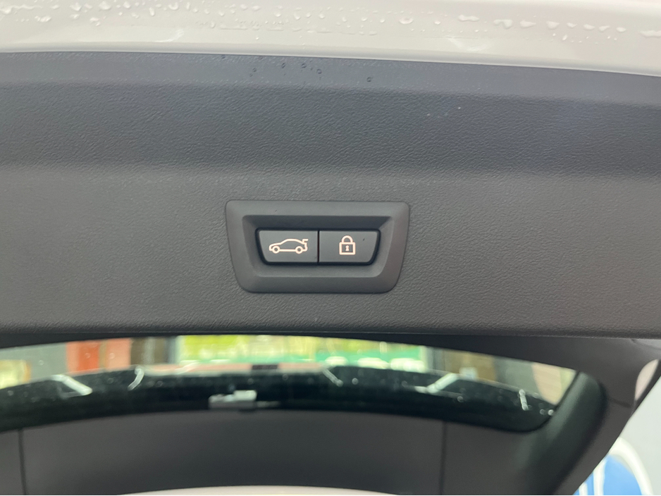 2022 BMW iX3 - image 8