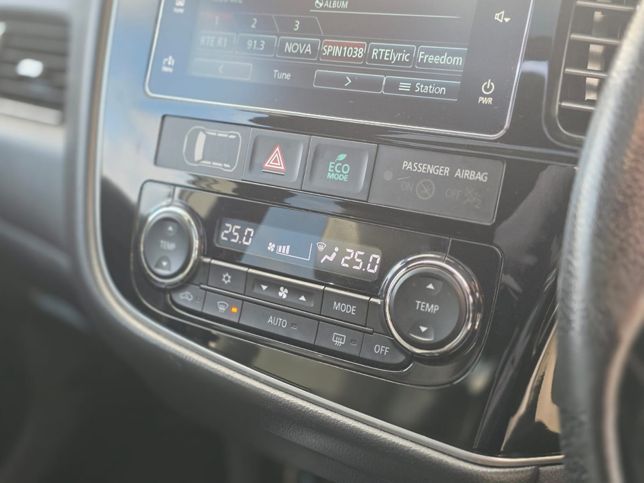 2019 Mitsubishi Outlander OUTL 4WD MT BLACK LINE 4DR €25,950