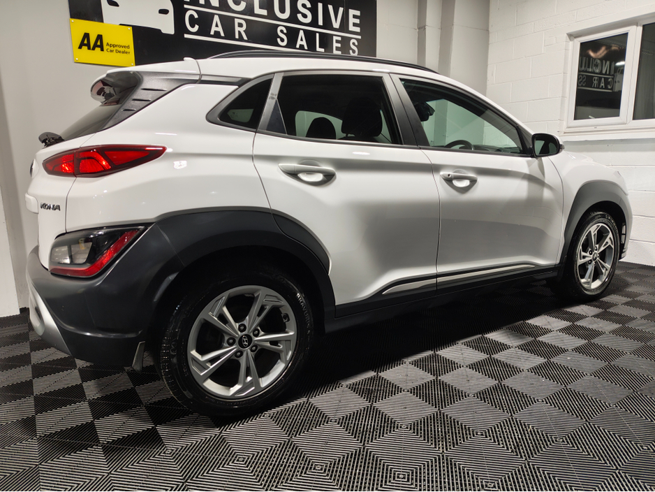 2022 Hyundai Kona - image 6