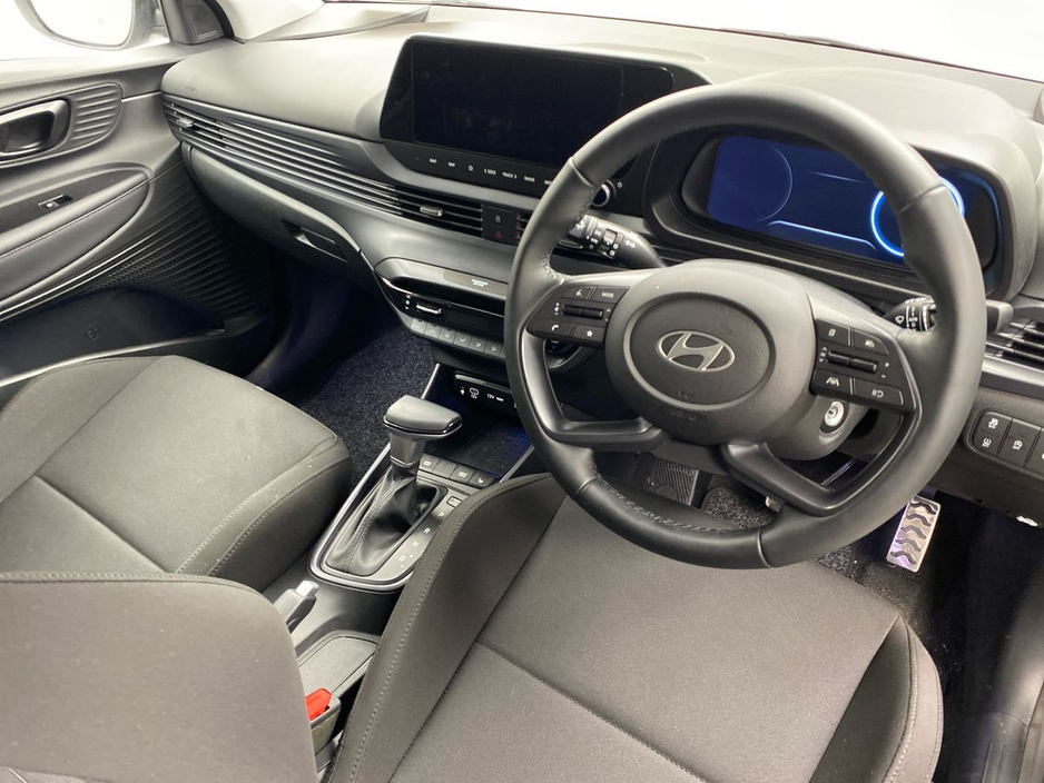 2025 Hyundai Bayon - image 8